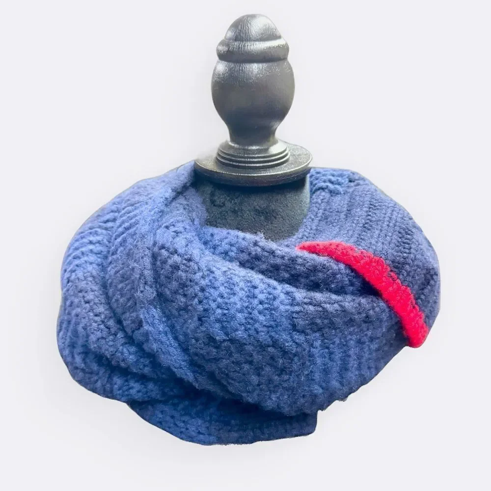 Auth Louis Vuitton LV Damien Echarpe Helsinki 100% Blue Cashmere Scarf Stole